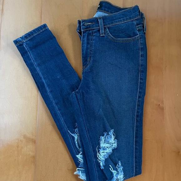 Fashion Nova Beach Bum Jeans - Picture 4 of 4